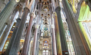 Уникальный храм в Барселоне — Саграда Фамилия
