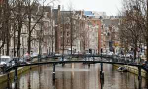 Нидерланды изменили требования для получения визы на ребенка